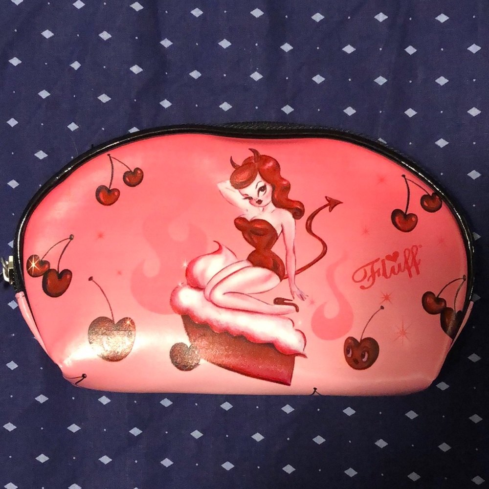 Fluff 🍒 Pie Makeup Bag